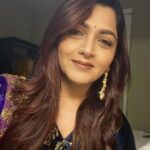 Kushboo Instagram - "Your smile is your best accessory—let's spread some positivity! 😊 #ShareYourSmile"