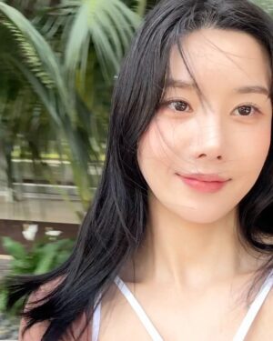 Kwon Eun-bi Instagram - Hawaii🏝️