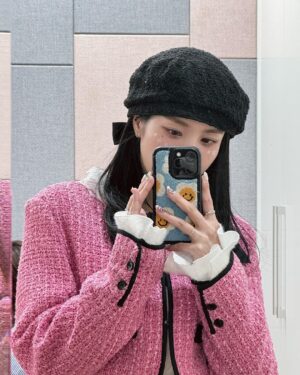 Kwon Eun-bi Instagram - 햅삐크리스마스..🤍내년에 만나자☃️🎄🤍
