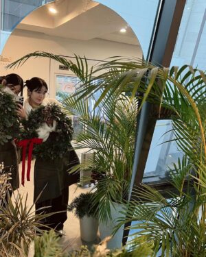 Kwon Eun-bi Instagram - 햅삐크리스마스..🤍내년에 만나자☃️🎄🤍