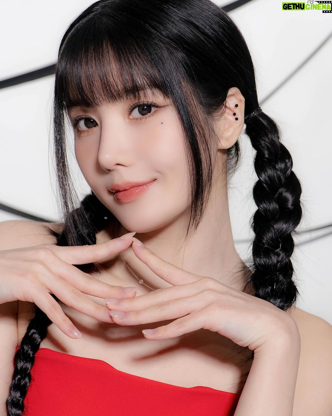 Kwon Eun-bi Instagram - ðððð ððð ðð ð ðððððððð : ë ėĶíėīė ėëĄėī ëŪĪėĶę° ëėėĩëëĪðļ! âĨ ððððððð âĨ ( @lens_town_official ) ėīė ëķí° ėŧŽëŽë ėĶ ëļëë ë ėĶíėīęģž íĻęŧ ëģīėŽ ėĪ ėëđė ëëđė ė§ėĪíīėĢžėļėð- ! #ęīęģ #ë ėĶíėī #lenstown #thepiel #ãķããĻãŦ