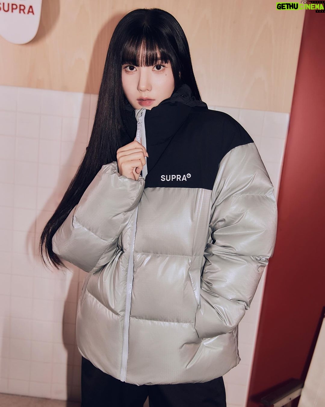 Kwon Eun-bi Instagram - #수프라 #SUPRA #수프라패딩 ⠀ 수프라 한남 플래그쉽 스토어에서 따뜻한 겨울 고프코어 스타일링을 확인해보세요.♥️