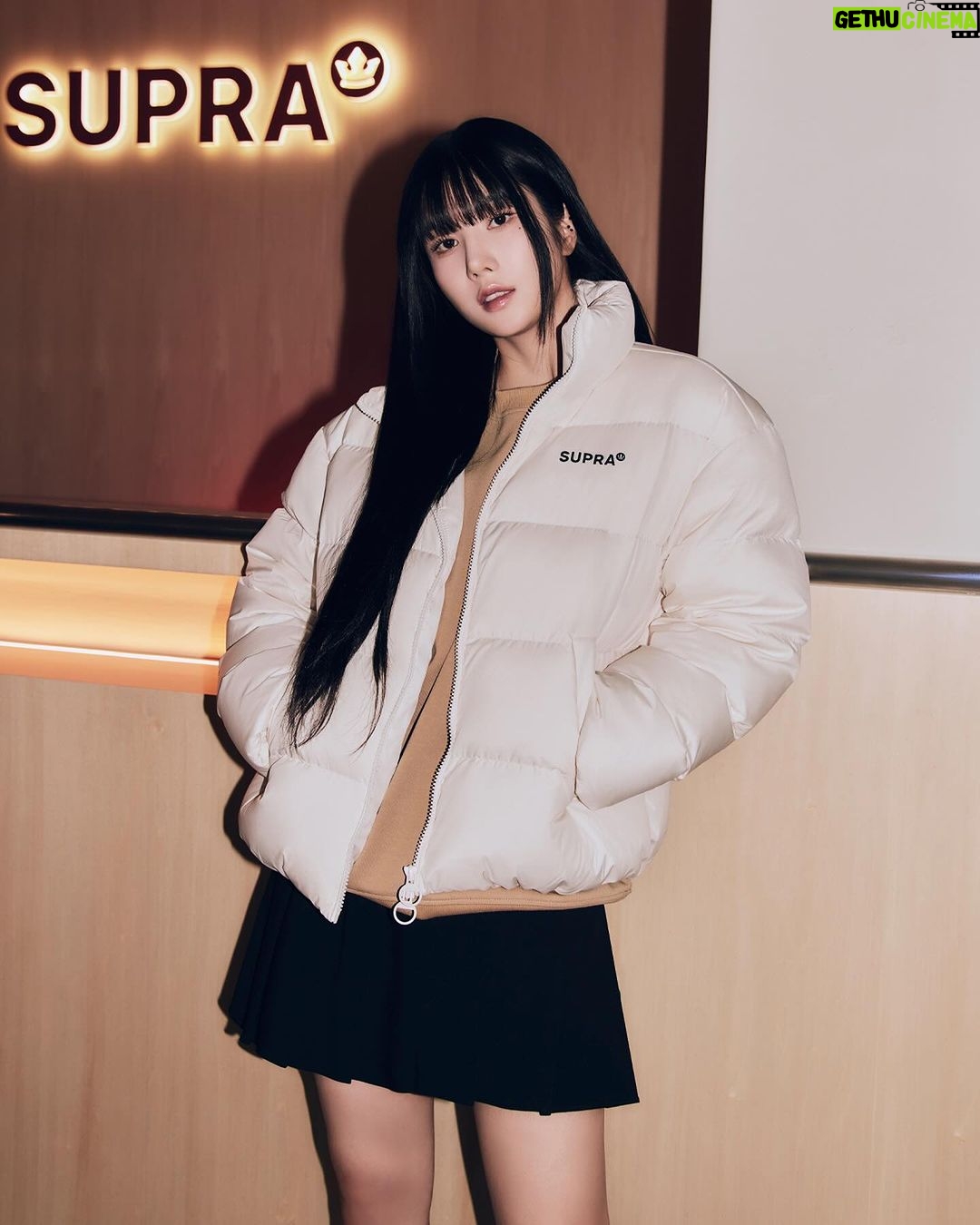 Kwon Eun-bi Instagram - #수프라 #SUPRA #수프라패딩 ⠀ 수프라 한남 플래그쉽 스토어에서 따뜻한 겨울 고프코어 스타일링을 확인해보세요.♥️