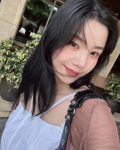 Kwon Eun-bi Instagram - Hawaii🏝️ Waikiki, Hawaii