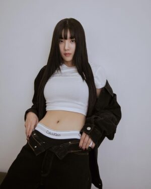 Kwon Eun-bi Instagram - @calvinklein
⠀
#광고 #calvinklein #더현대서울 #손흥민포캘빈클라인
⠀
2023년 09월 14일 캘빈클라인은 캡슐 컬렉션 ‘손흥민 포 캘빈클라인’을 런칭합니다. 더 현대 서울 지하 2층 WEST POP UP 존에서 한국시간으로 9월 14일부터 20일까지 해당 컬렉션을 만나볼 수 있습니다.