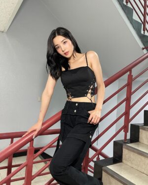 Kwon Eun-bi Instagram - 첫주 끝🐱🖤