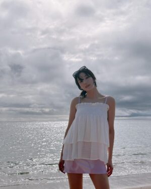 Kwon Eun-bi Instagram - 또..또오..또..ㄸ..또 가고싶다 @minn.__.ju