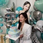 Kwon Eun-bi Instagram - 약사 설계로 믿고 먹을 수 있는 건강기능식품 브랜드 피토틱스와 함께하게 되었습니다.♥️ 은비와 함께 매일 건강한 일상을 보내길 응원해요! @phytotics ⠀ #권은비다이어트 #권은비유산균 #팍시다이어트 #피토틱스옐로우