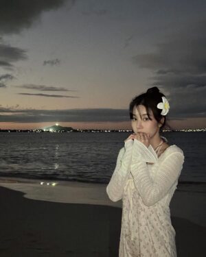 Kwon Eun-bi Instagram - 건식수건..너도..타는구나..☀️