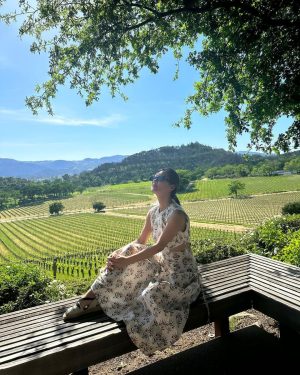 Kwon Yu-ri Instagram - 🍇 🍷