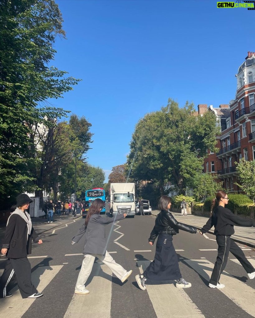 Kwon Yu-ri Instagram - 🎹 ABBEY road #london#abbeyroad #beatles Abbey Road Studios