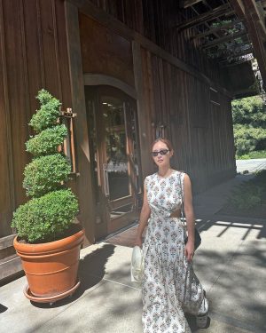 Kwon Yu-ri Instagram - 🍇 🍷