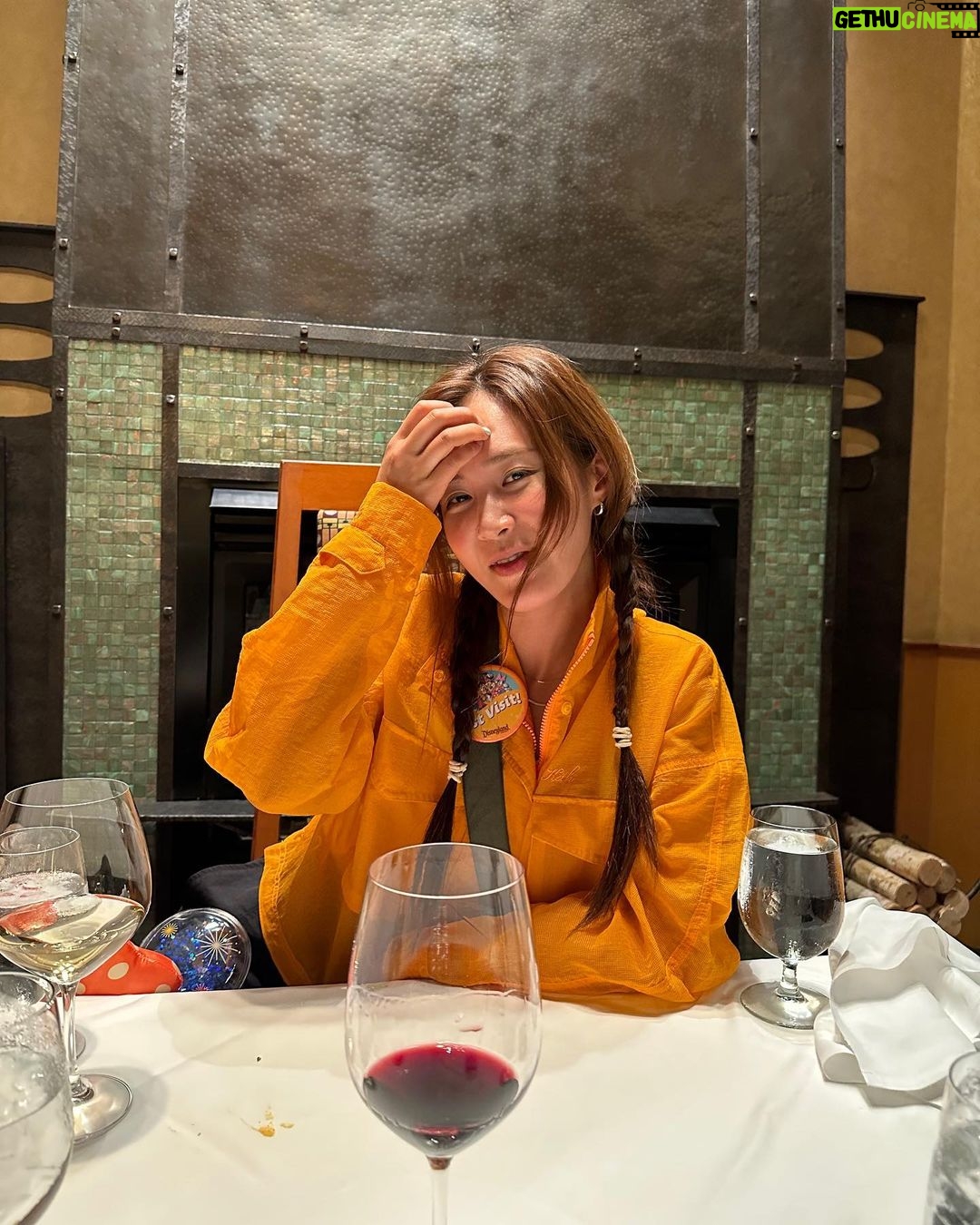 Kwon Yu-ri Instagram - πππ»ββοΈβ³οΈπποΈπΊοΈ