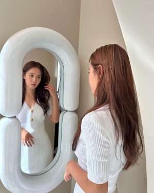 Kwon Yu-ri Instagram - 누구보다  나한테 제일 필요한 정맥순환장애 증상 개선제 ☑️ 

가볍고 편안한 다리💚 센시아 💚

#센시아