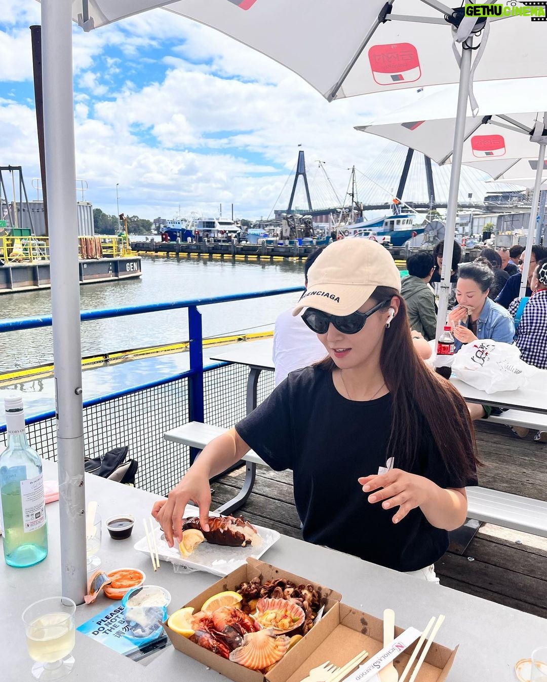 Kwon Yu-ri Instagram - 노량진수산시장🐟🐠🍤 Fish Market Sydney