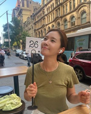 Kwon Yu-ri Instagram - 🚶‍♀️