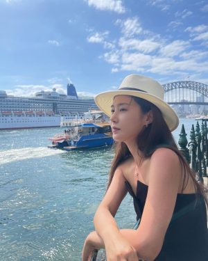 Kwon Yu-ri Instagram - yulyulk 👌🏻