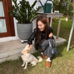 Kwon Yu-ri Instagram - 우리오늘 밤 10:30에 만나👋🏻 #잠적본방사수