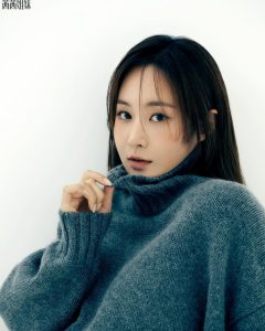 Kwon Yu-ri Instagram - 2023 🎄🎁🎅🏻 해피 성탄절 보내