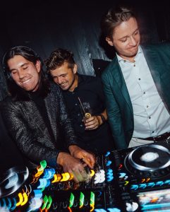 Kygo Instagram - What an amazing weekend celebrating my favorite couple🫶🏼 congrats @managermyles & @alexashabs ❤️ Aspen, Colorado