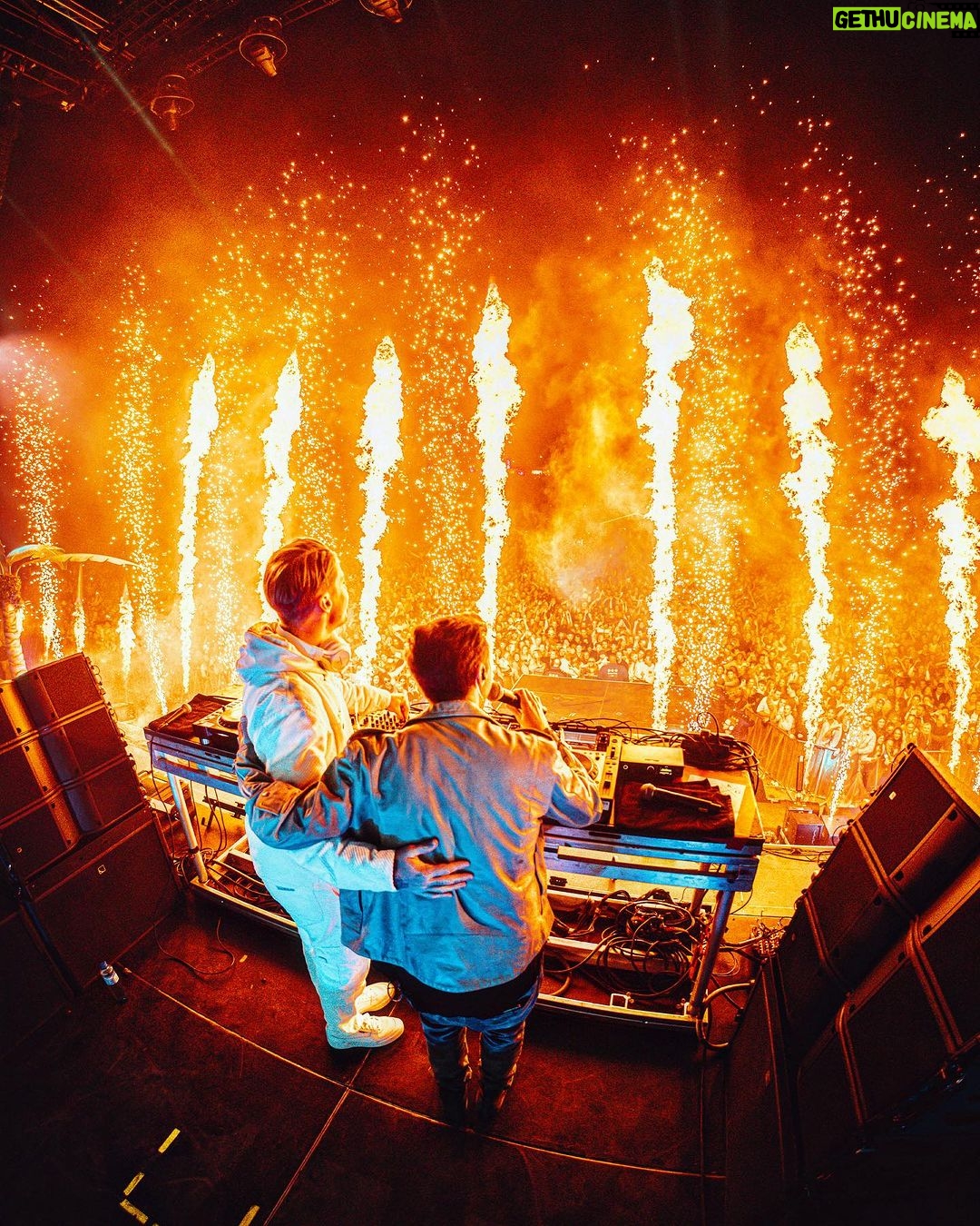 Kygo Instagram - Last show of the summer! Tusen takk Trondheim ❤️ Festningen