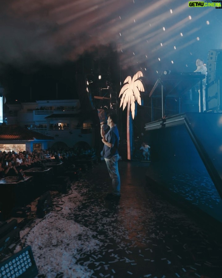 Kygo Instagram - One last dance at @ushuaiaibiza ❤️ Thank you for an incredible summer 🌴 Ushuaïa Ibiza Beach Hotel