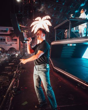Kygo Instagram - Another great night at @ushuaiaibiza 🤟🏼