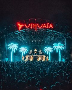 Kygo Instagram - Another great night at @ushuaiaibiza 🤟🏼 Ushuaïa Ibiza Beach Hotel