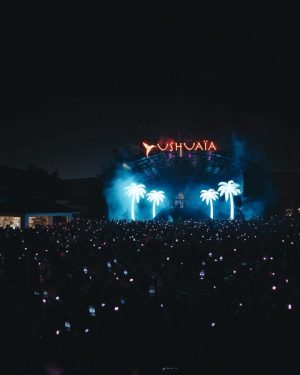 Kygo Instagram - Biggest Sunday party on the island 🌴