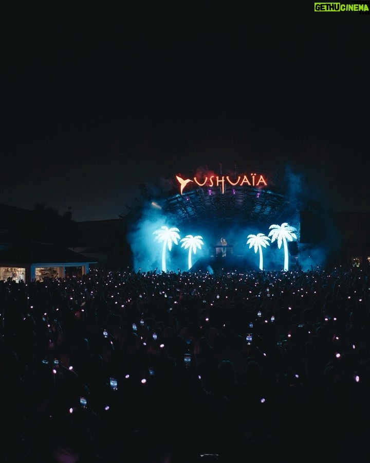 Kygo - 54.7K Likes - Biggest Sunday party on the island 🌴
