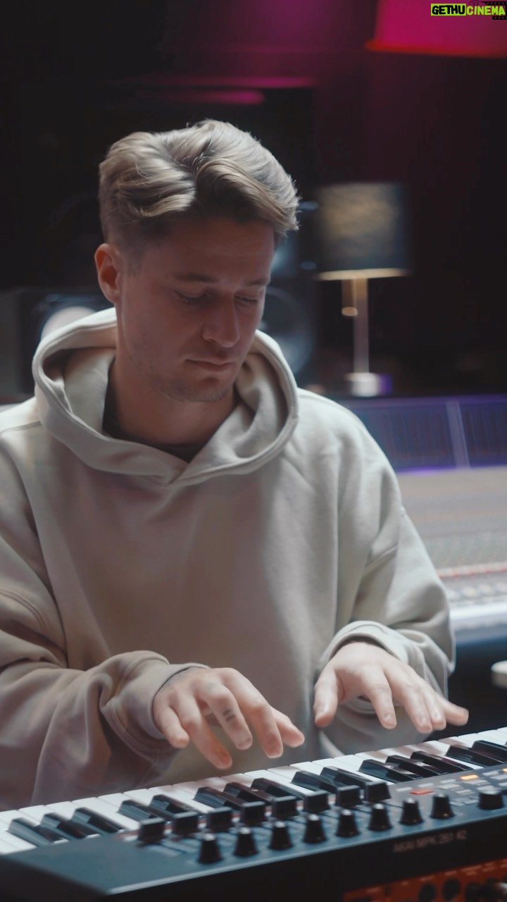 Kygo - 93.8K Likes - Bringing back the tropical vibes 🌴