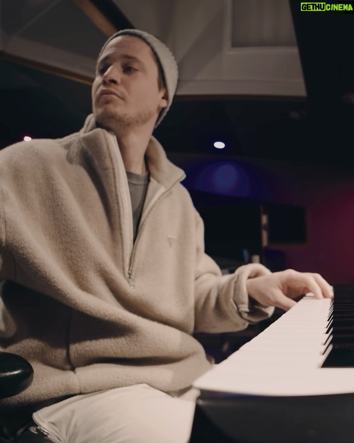 Kygo Instagram - Back in the studio 🎶 Los Angeles, California