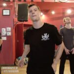 Kyle Hanagami Instagram - These three dancing together is chef’s kiss. Lol. Dancers: @florisbosveld @hughniverse @evandebenedetto Artist: @harrystyles Song: Adore You Choreo: @kylehanagami Filming: @ryanparma at @mdcdance Sign: cancer Favorite food: Japanese Perfect date: April 25th #adoreyou #harrystyles #kylehanagamichoreography #dance #allyouneedisalightjacket Los Angeles, California.