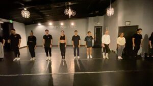 Kyle Hanagami Instagram - Everyone: *messes up*
Me: music!!!! #canwetakeitfromthetop #finditcharlize #betterkeepup #dance #ilegitcantstoplaughing
