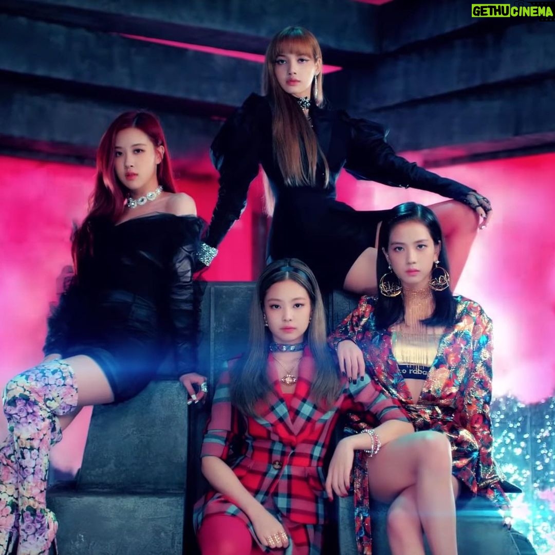 Kyle Hanagami Instagram - 3 years later and @blackpinkofficial is one of the biggest artists in the entire world. Very grateful to have the opportunity to choreograph for them over these past three years. Thank you Blinks for your endless support. 🥰 happy anniversary. #blackpink