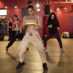 Kyle Hanagami Instagram – The energy last night was infectious. Thanks to all the dancers who came and left it all on the dance floor. 😍 I was gonna do a dad joke about being a sucker for you guys but I can’t bring myself to do it… link in bio

Dancers: @jadebug98 @elyssacueto @josephine.kylee 
Choreography: @kylehanagami 
Song: Sucker 
Artist: @nickjonas @kevinjonas @joejonas (aka @jonasbrothers)
Filmed by: @ryanparma at @mdcdance 
#dance #jonasbrothers #sucker #kylehanagamichoreography #jadeissoprettyiwannapunchmyselfintheface #imasuckerforyouguys