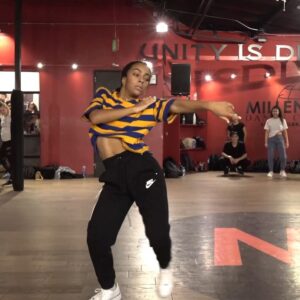 Kyle Hanagami Instagram - 7 Rings. Eeeoooowwww. 
Danced by @charlizeglass
Choreo by me
Filmed by @riedmartin at @mdcdance