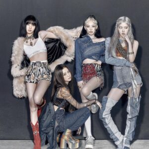 Kyle Hanagami Instagram - Happy 5 years @blackpinkofficial. Honored to choreograph for you. Happy to watch you grow and succeed. Excited to see where you go from here. 🖤💖 @jennierubyjane @roses_are_rosie @lalalalisa_m @sooyaaa__