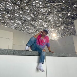 Kyle Hanagami Instagram - I louvre you.