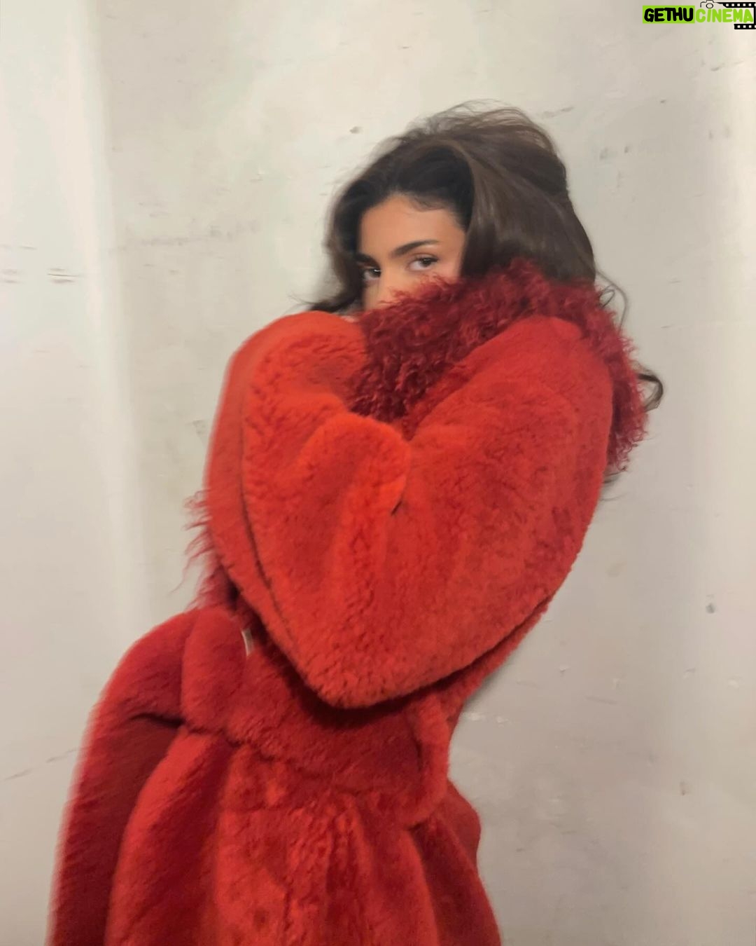 Kylie Jenner Instagram - @jacquemus nights