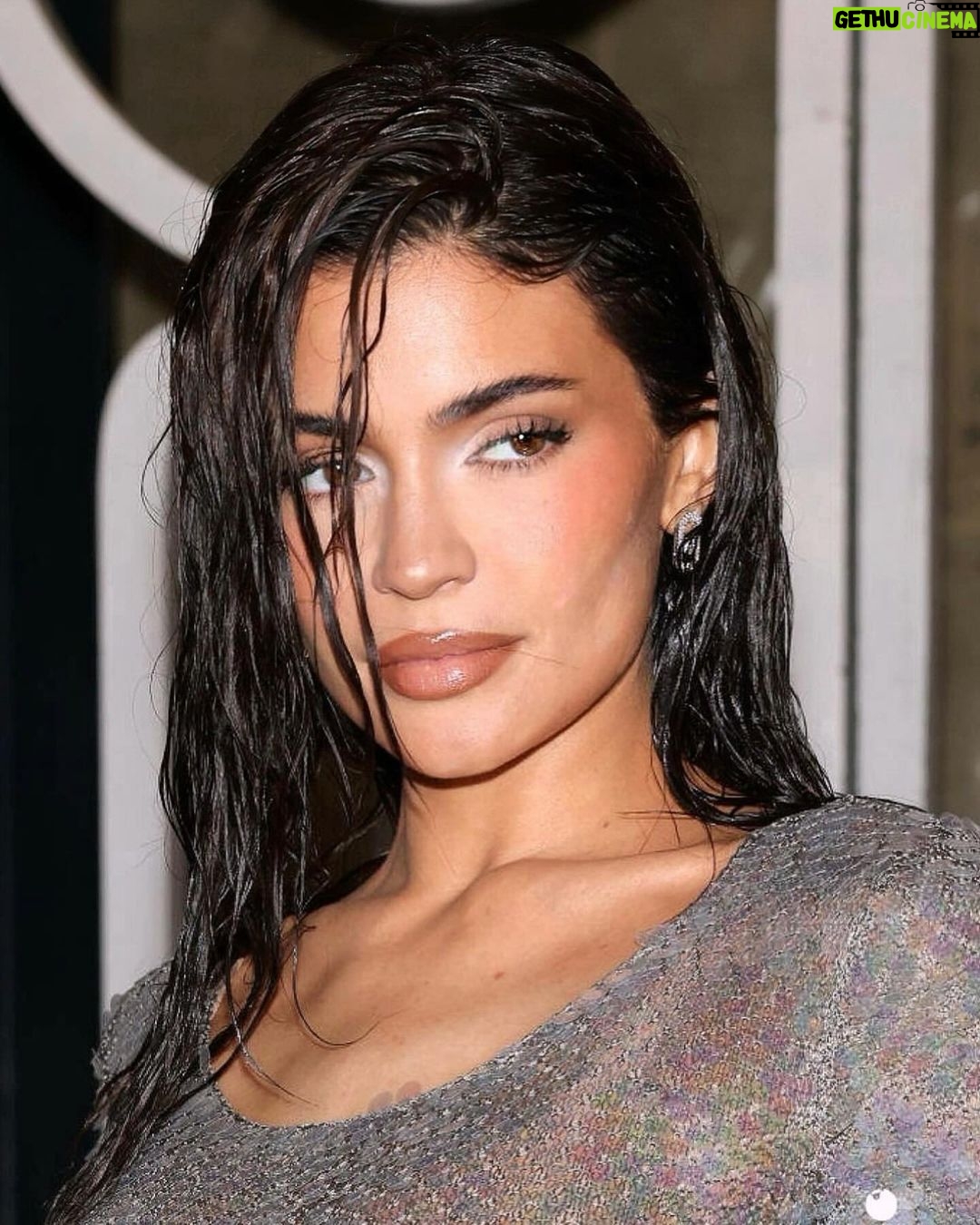 Kylie Jenner Instagram - margiela mermaid @maisonmargiela @jgalliano
