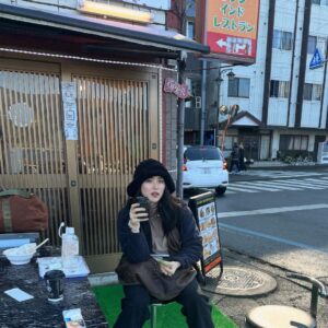 Kylie Padilla Instagram - 🇯🇵🗻👁️🤍🌙 best part of our trip was kawaguchiko.