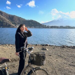 Kylie Padilla Instagram - 🇯🇵🗻👁️🤍🌙 best part of our trip was kawaguchiko.