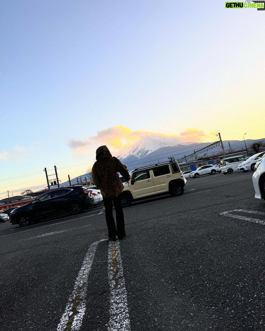 Kylie Padilla Instagram - No such thing as too many pictures. 🇯🇵👁️🗻📸