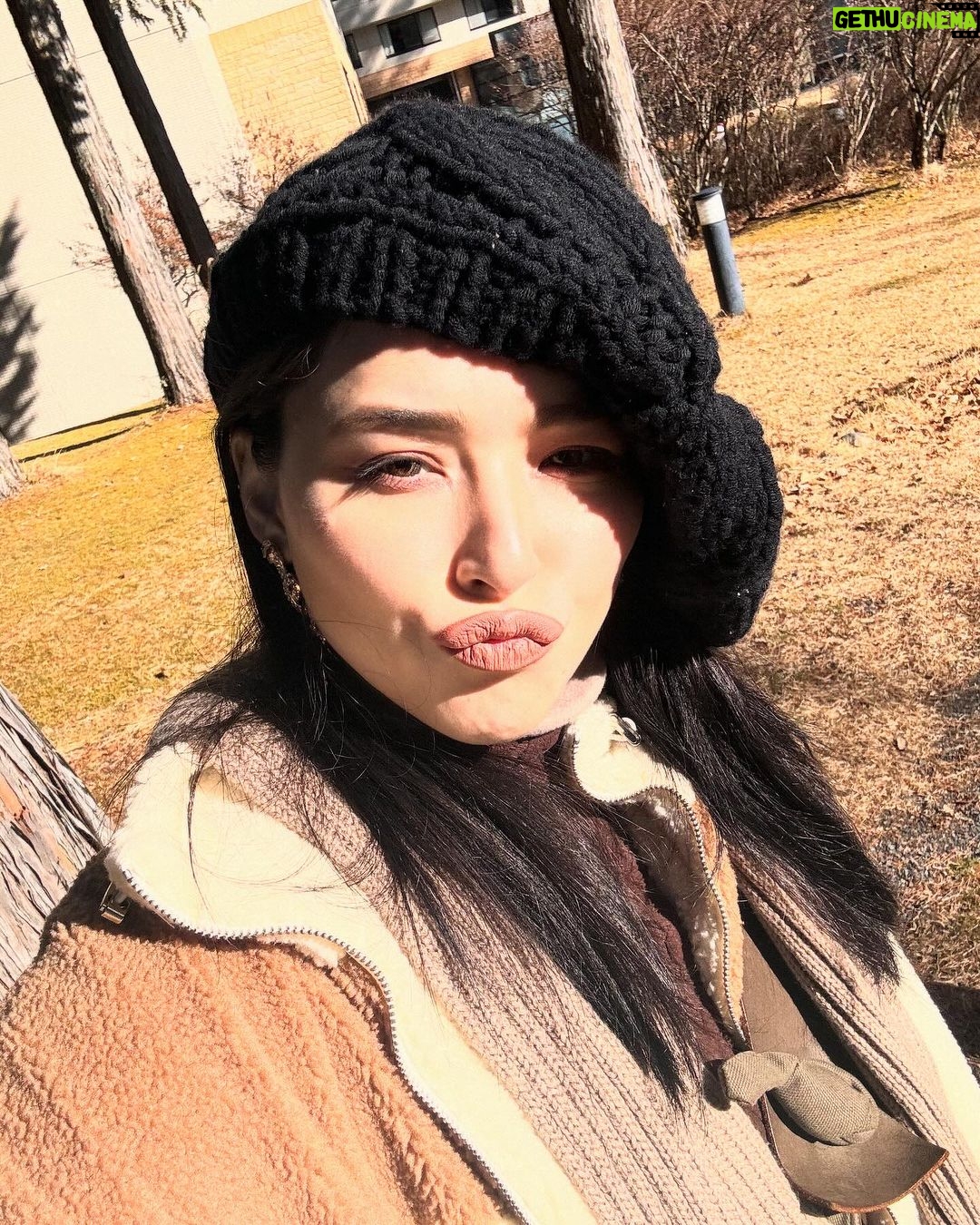 Kylie Padilla Instagram - No such thing as too many pictures. 🇯🇵👁️🗻📸