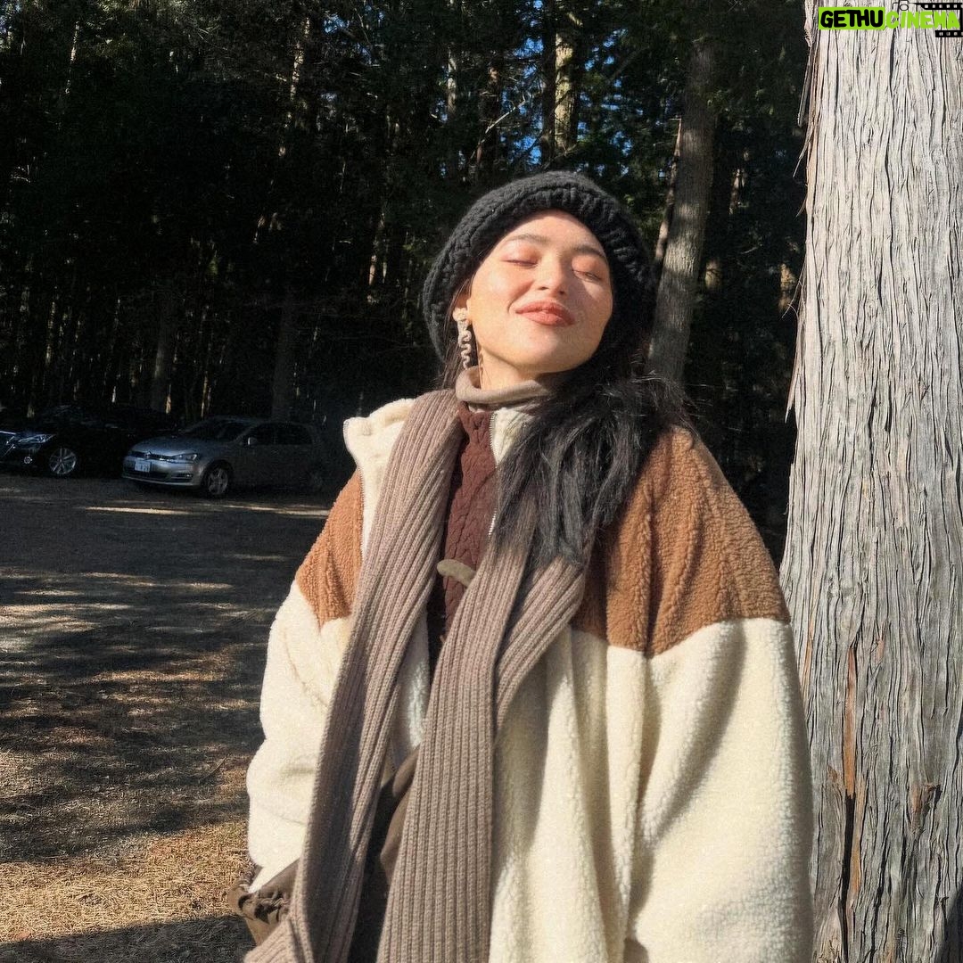 Kylie Padilla Instagram - My Fav OOTD so far in this 🗻 weather 🤍 and fuji was crystal clear this morning. Wow. 🗻👁️🇯🇵✨🌙