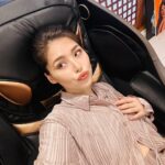 Kylie Padilla Instagram – You guys know just how much I love my massages. And that I love staying home. I love some Harmony, Zen, Peace, New-age healing time 🤍 I can do that now on an entirely different level with @ogawaph VForte. I am #RedefiningWellnesswithOGAWA

Follow their social media accounts 🤍 

IG: @ogawa_ph
FB: OGAWA Philippines 
Tiktok: @ogawaphilippines

#OGAWAPhilippines