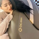 Kylie Padilla Instagram - You guys know just how much I love my massages. And that I love staying home. I love some Harmony, Zen, Peace, New-age healing time 🤍 I can do that now on an entirely different level with @ogawaph VForte. I am #RedefiningWellnesswithOGAWA Follow their social media accounts 🤍 IG: @ogawa_ph FB: OGAWA Philippines Tiktok: @ogawaphilippines #OGAWAPhilippines