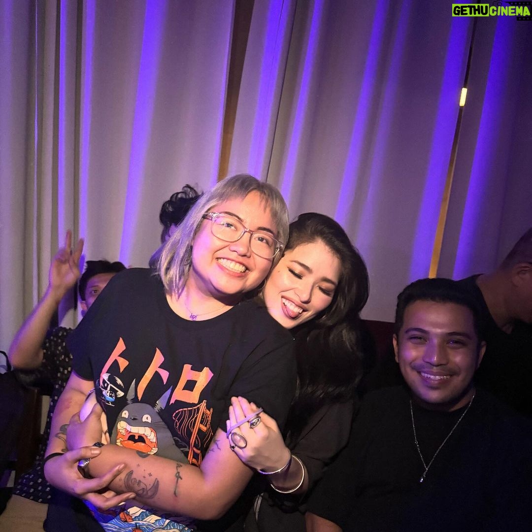 Kylie Padilla Instagram - EPIC NIGHT. Love you guys. 🤘🏼 para sayo to @denisemallabo thank you @hileramusic. More gigs paaaaa