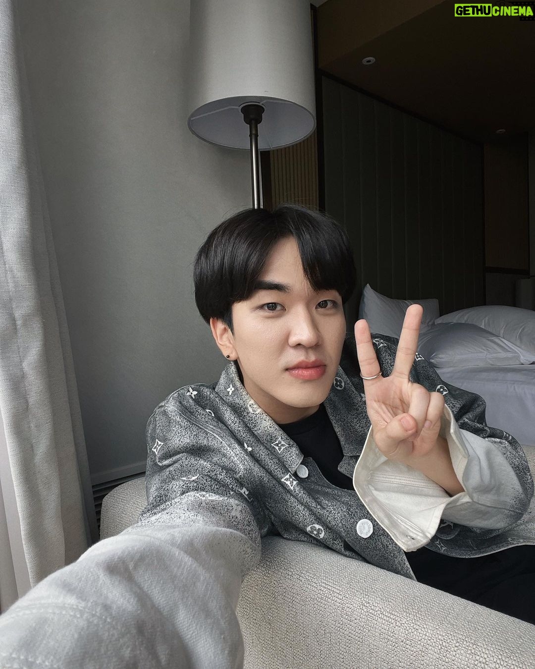 Kyutae Sim Instagram - เกาหลีฝนตก Grand InterContinental Seoul Parnas
